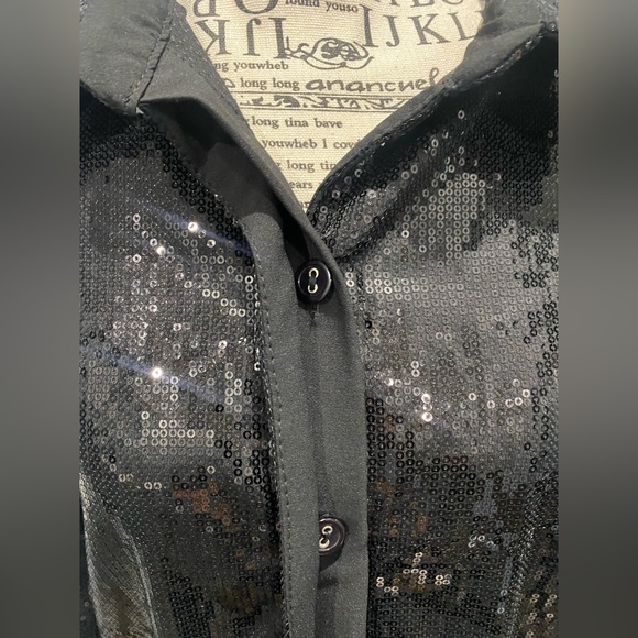 🖤 Women sequin shirt 🖤 - Picture 4 of 5